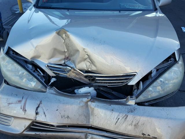 4T1BF30K45U089500 - 2005 TOYOTA CAMRY LE TAN photo 7