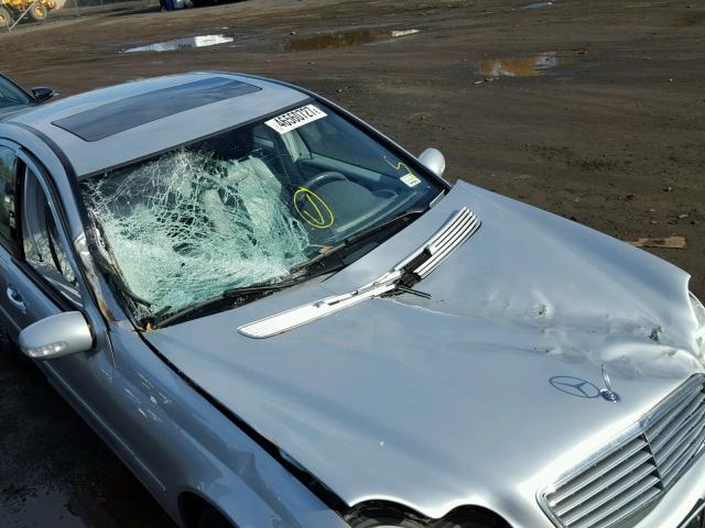 WDBRF81J24F522142 - 2004 MERCEDES-BENZ C 240 4MAT SILVER photo 9