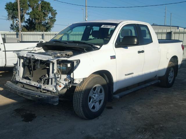 5TFRV54148X063050 - 2008 TOYOTA TUNDRA DOU WHITE photo 2