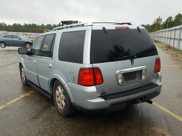 5LMFU27555LJ06812 - 2005 LINCOLN NAVIGATOR BLUE photo 9