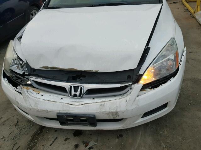 1HGCM56467A052781 - 2007 HONDA ACCORD WHITE photo 9