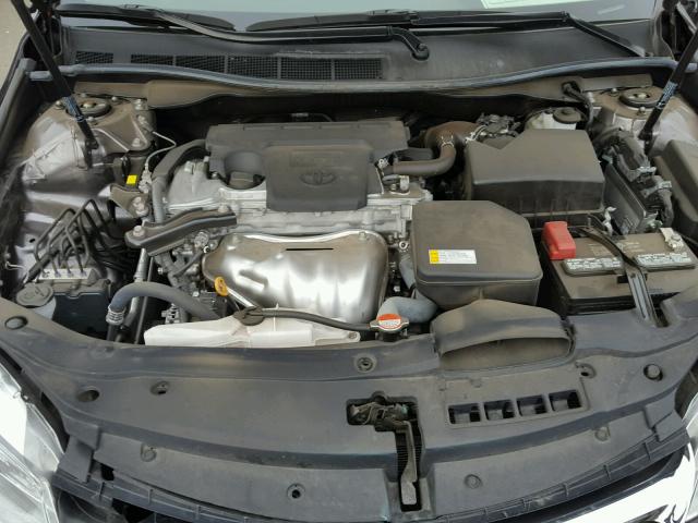 4T4BF1FK4GR579830 - 2016 TOYOTA CAMRY LE ნაცრისფერი ფოტო 7