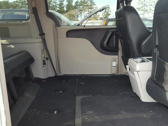 2C4RC1BG7DR811143 - 2013 CHRYSLER TOWN & COU Boz foto 6