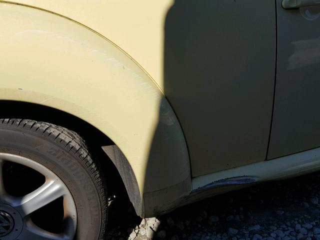 3VWCD31Y65M306063 - 2005 VOLKSWAGEN NEW BEETLE 黄色 照片 9