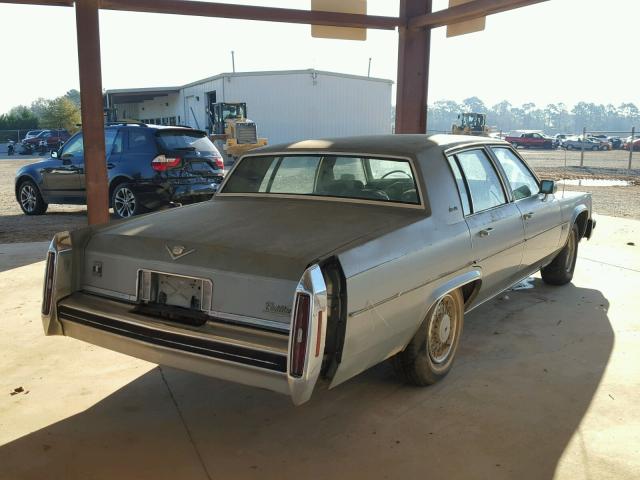 1G6AD6980D9214334 - 1983 CADILLAC DEVILLE GRAY photo 4