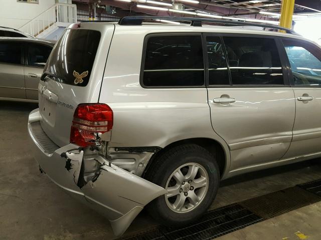 JTEGF21A630117002 - 2003 TOYOTA HIGHLANDER SILVER photo 9