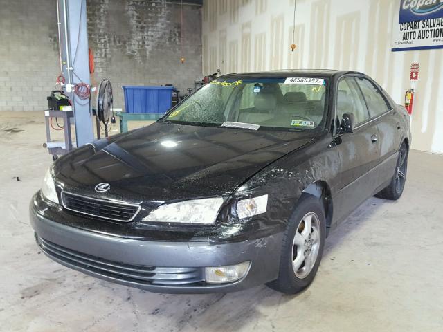 JT8BF28G4W5017009 - 1998 LEXUS ES 300 BLACK photo 2