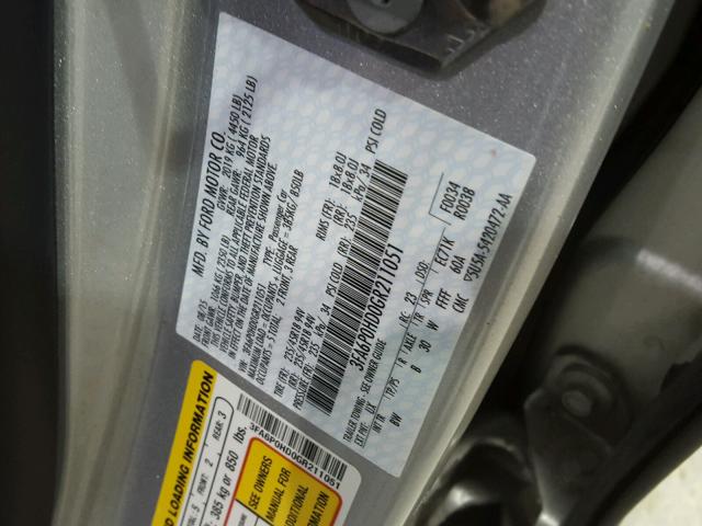 3FA6P0HD0GR211051 - 2016 FORD FUSION SE SILVER photo 10