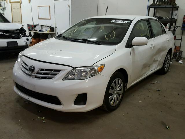 JTDBU4EE9DJ114491 - 2013 TOYOTA COROLLA BA WHITE photo 2