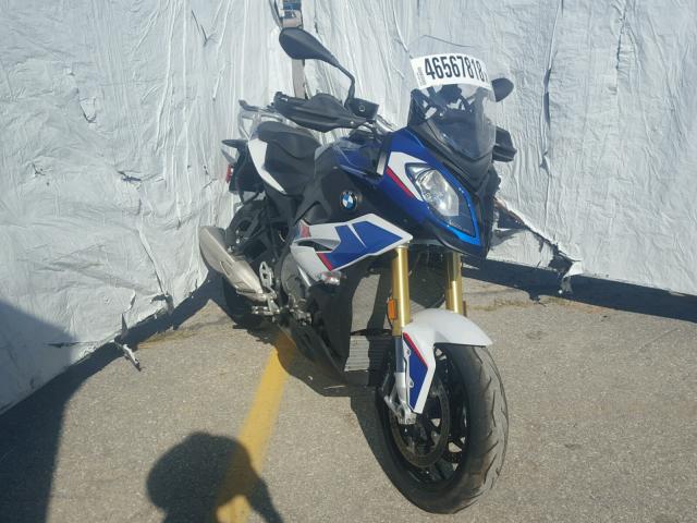 WB10D130XJZ463490 - 2018 BMW S 1000 XR WHITE photo 9