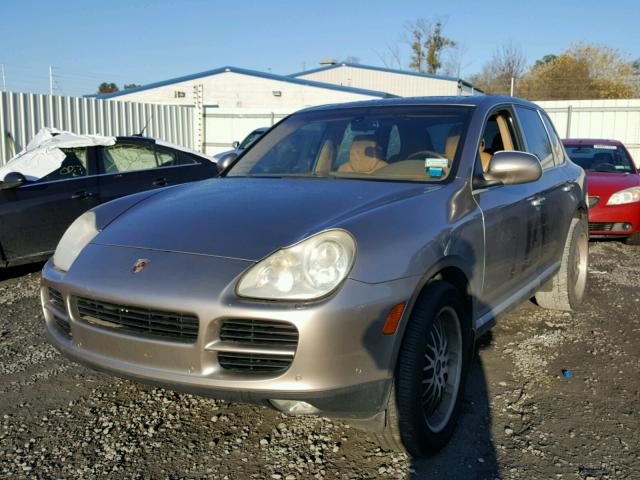 WP1AB29P74LA66252 - 2004 PORSCHE CAYENNE GOLD photo 2