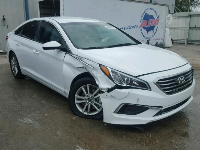 5NPE24AF3HH499451 - 2017 HYUNDAI SONATA SE WHITE photo 1