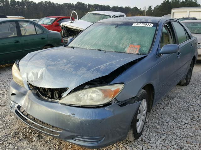 4T1BE32KX4U797135 - 2004 TOYOTA CAMRY LE BLUE photo 2