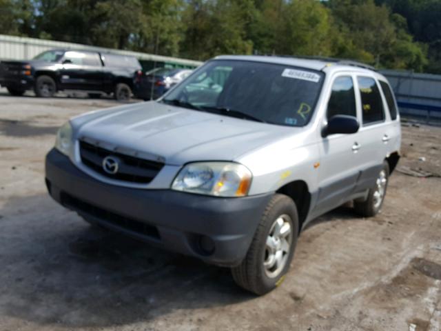 4F2YZ92BX4KM02811 - 2004 MAZDA TRIBUTE DX SILVER photo 2