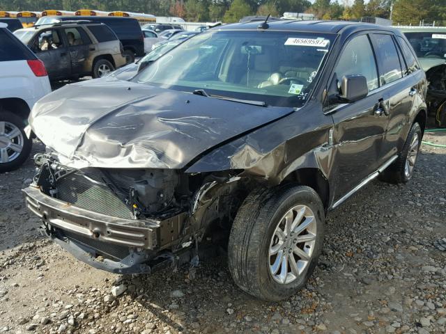 2LMDJ6JK0BBJ15068 - 2011 LINCOLN MKX BROWN photo 2