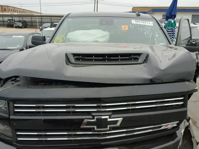 1GC1KWEY1HF226346 - 2017 CHEVROLET SILVERADO BLACK photo 7