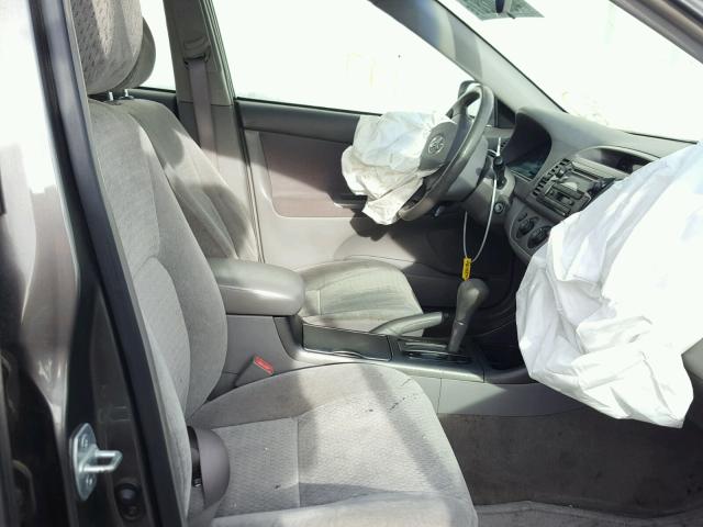 JTDBE32K820104166 - 2002 TOYOTA CAMRY LE 灰色 照片 5