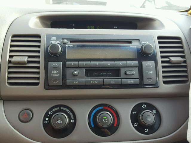 JTDBE32K820104166 - 2002 TOYOTA CAMRY LE 灰色 照片 9