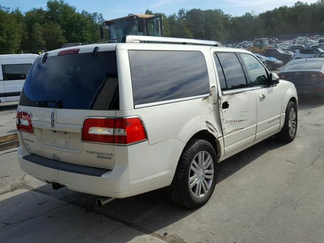 5LMFL28588LJ10956 - 2008 LINCOLN NAVIGATOR თეთრი ფოტო 4
