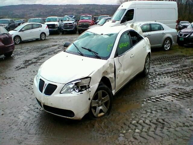 1G2ZG57B384236660 - 2008 PONTIAC G6 BASE WHITE photo 2