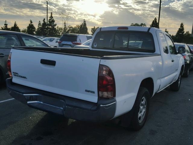 5TETX22NX6Z311893 - 2006 TOYOTA TACOMA ACC WHITE photo 4