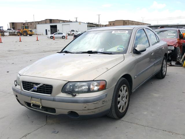 YV1RS61R922164298 - 2002 VOLVO S60 GOLD photo 2