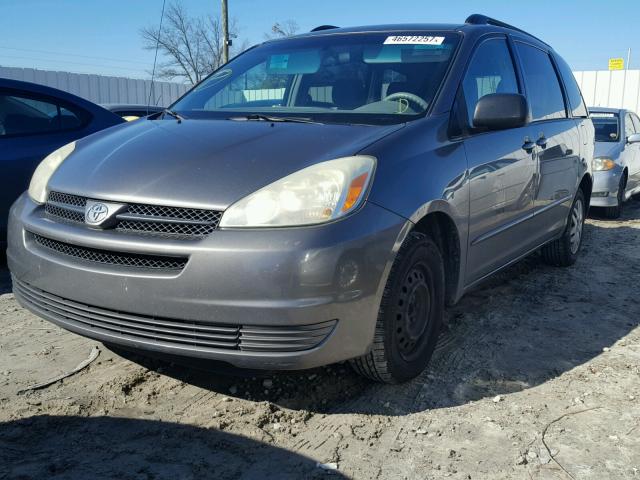 5TDZA23C85S339437 - 2005 TOYOTA SIENNA CE GRAY photo 2