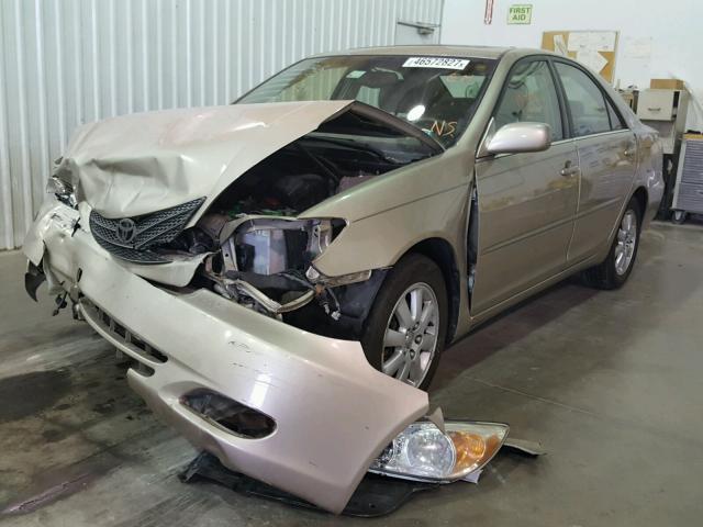 JTDBF30K340156095 - 2004 TOYOTA CAMRY LE 金色 照片 2