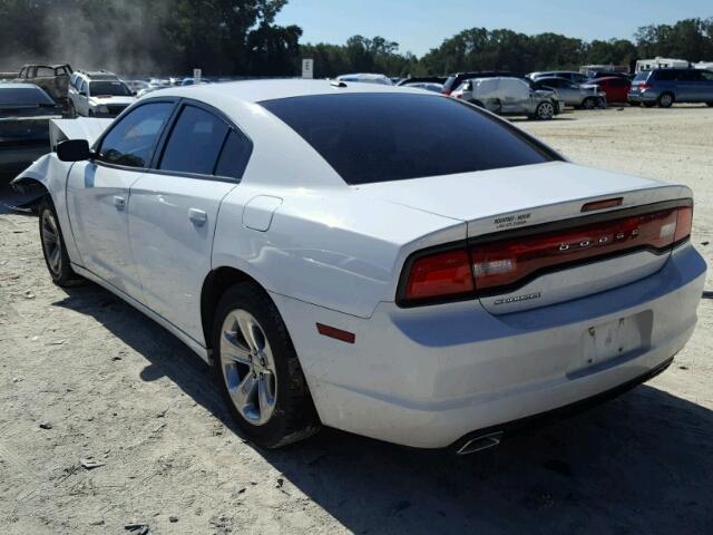 2B3CL3CGXBH512217 - 2011 DODGE CHARGER WHITE photo 3