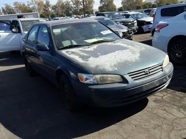 4T1BF22K9VU913837 - 1997 TOYOTA CAMRY CE GREEN photo 1