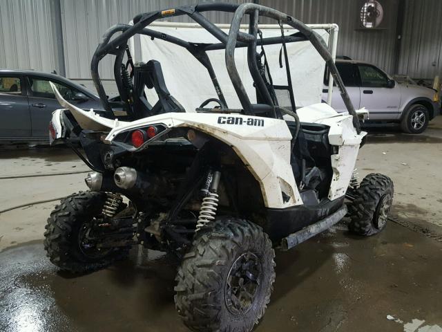 3JBPGAP20GJ000230 - 2016 CAN-AM MAVERICK 1 WHITE photo 4