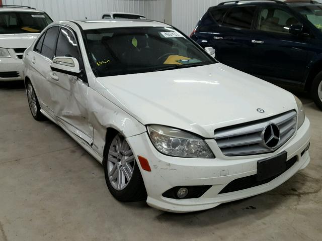 WDDGF54X89R072922 - 2009 MERCEDES-BENZ C 300 WHITE photo 1