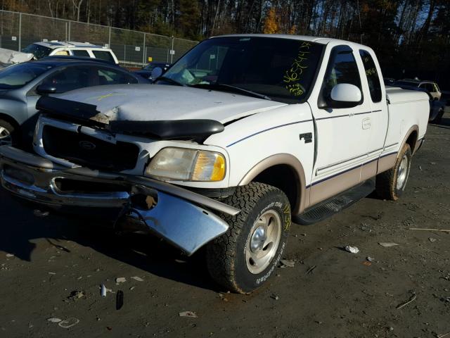 1FTRX18L2WNA32628 - 1998 FORD F150 WHITE photo 2