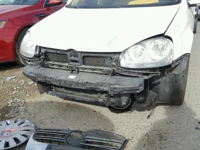 3VWJZ71K48M107030 - 2008 VOLKSWAGEN JETTA S WHITE photo 9