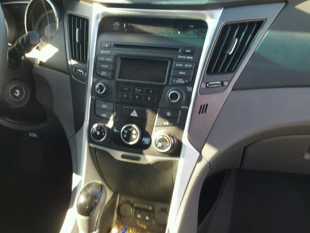 5NPEB4AC4EH829292 - 2014 HYUNDAI SONATA GLS SILVER photo 9