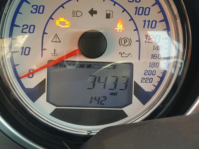 57XAAPFA6H8121694 - 2017 POLARIS SLINGSHOT BLACK photo 8