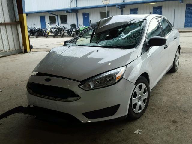 1FADP3E26FL338895 - 2015 FORD FOCUS S WHITE photo 2