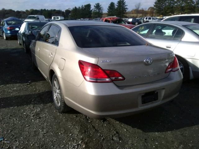 4T1BK36B97U216084 - 2007 TOYOTA AVALON XL GOLD photo 3