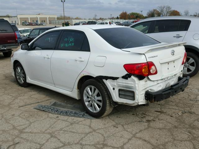 1NXBU4EEXAZ351724 - 2010 TOYOTA COROLLA BA WHITE photo 3