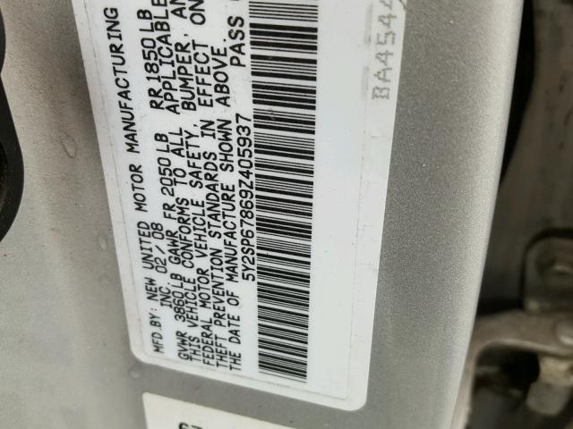 5Y2SP67869Z405937 - 2009 PONTIAC VIBE SILVER photo 10