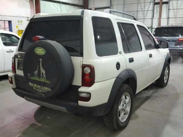 SALNY22285A483269 - 2005 LAND ROVER FREELANDER WHITE photo 4