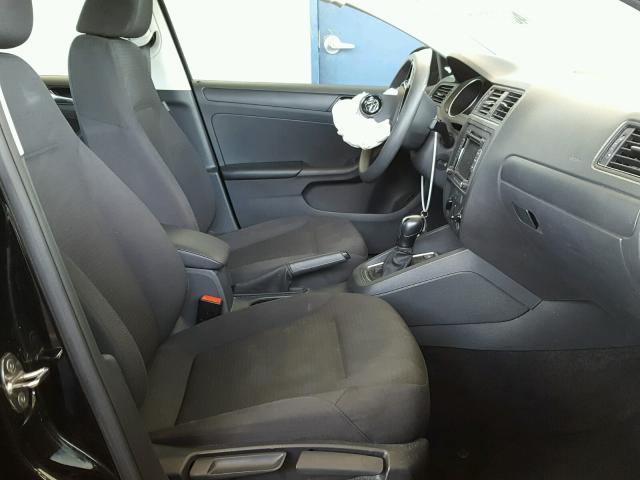 3VW2K7AJ4FM294590 - 2015 VOLKSWAGEN JETTA BASE 黑色 照片 5