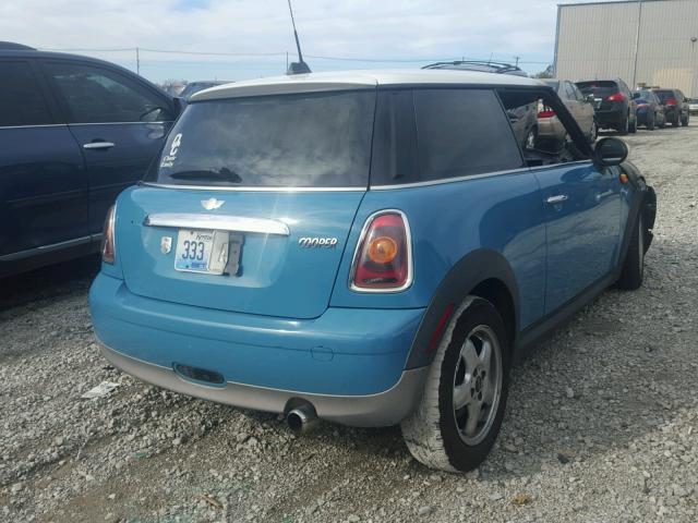 WMWMF33508TT64497 - 2008 MINI COOPER BLUE photo 4