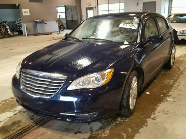 1C3CCBAB9DN647574 - 2013 CHRYSLER 200 LX BLUE photo 2