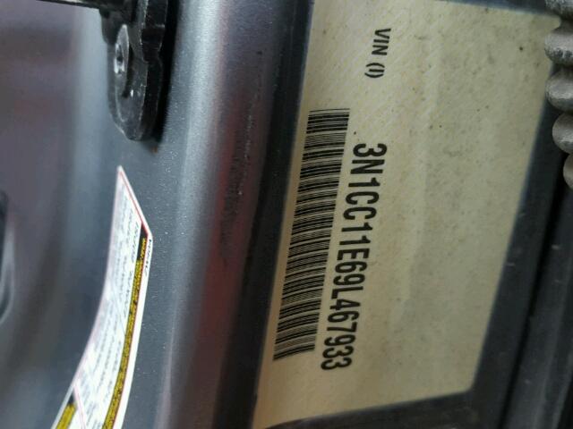 3N1CC11E69L467933 - 2009 NISSAN VERSA GRAY photo 10