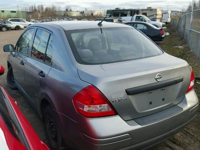 3N1CC11E69L467933 - 2009 NISSAN VERSA GRAY photo 3