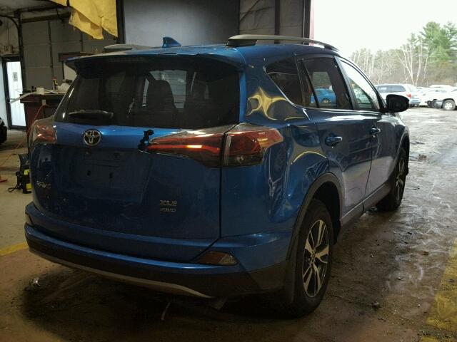 JTMRFREV2HJ169702 - 2017 TOYOTA RAV4 XLE BLUE photo 4