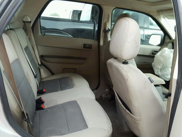 1FMCU03178KB99890 - 2008 FORD ESCAPE XLT SILVER photo 6