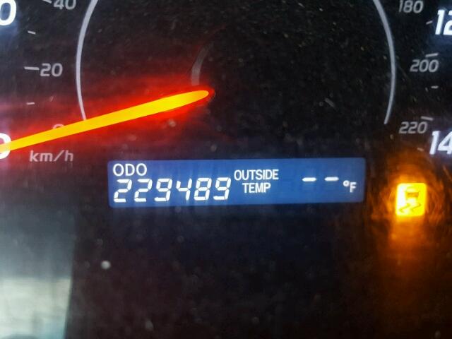 4T1BF3EK7BU213473 - 2011 TOYOTA CAMRY BASE SILVER photo 8