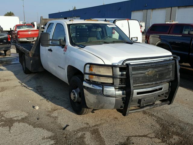 1GBJC396X7E533494 - 2007 CHEVROLET SILVERADO WHITE photo 1